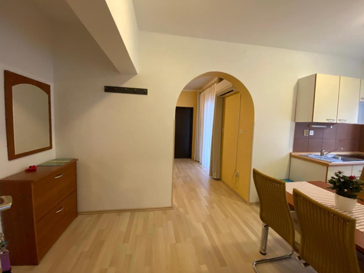 Apartmani Tamara Baska מראה חיצוני תמונה