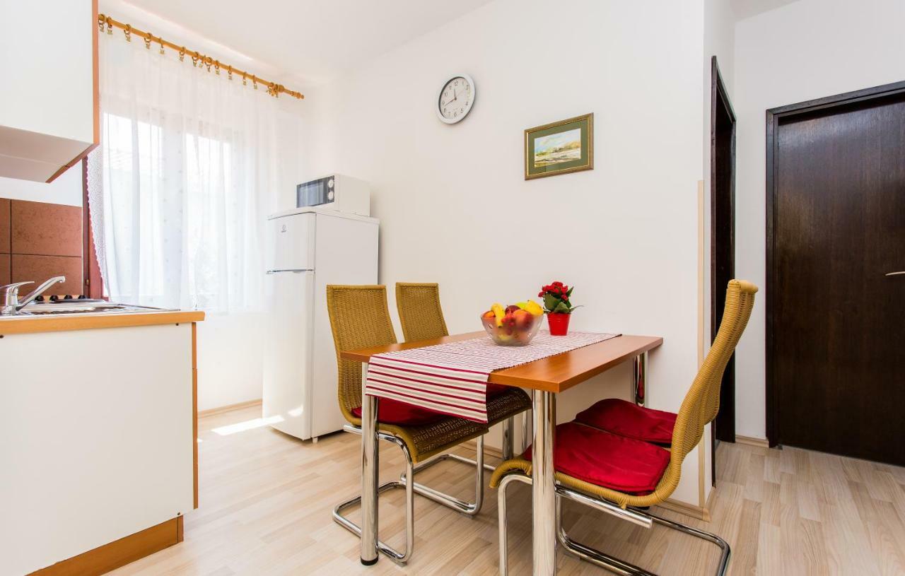 Apartmani Tamara Baska מראה חיצוני תמונה